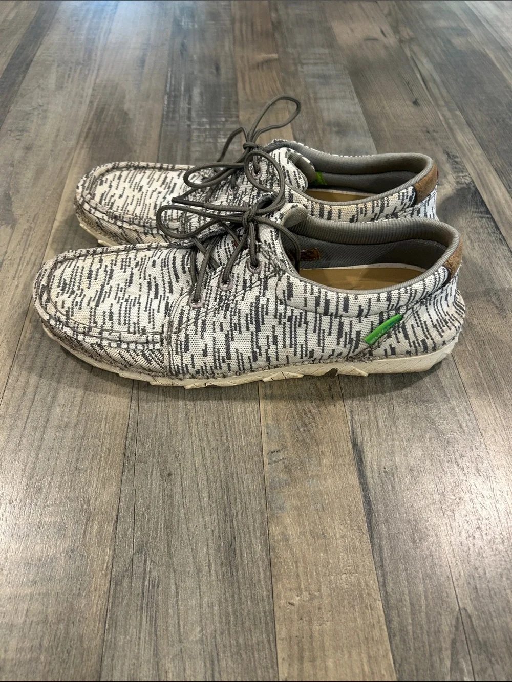 Twisted X Men's Knit Lace-Up Loafers in White and Gray
